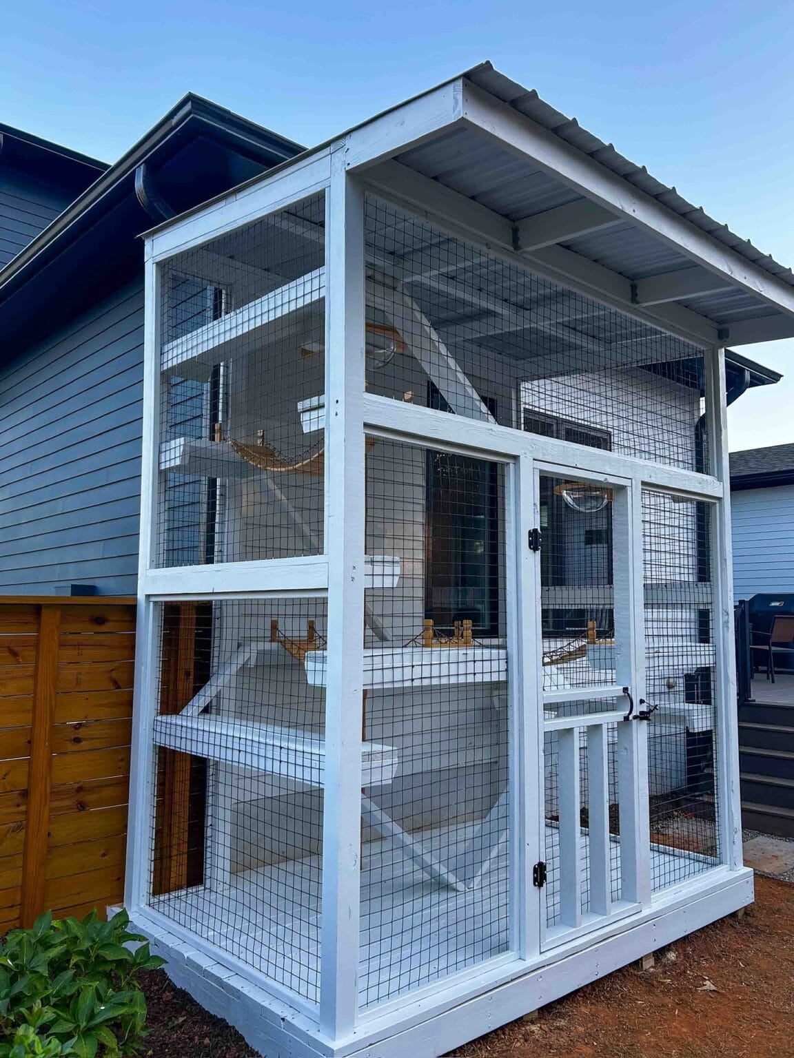 Your Indoor Cat Wants Outside — These DIY Patios Give Her Safe Access ...